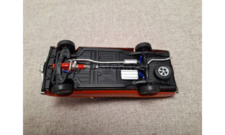 Holden HX Sandman 1976 mandarin red (Classic Carlectables) 1/43, масштабная модель, scale43