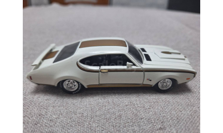 Oldsmobile Cutlass 442 Hurst 1969г. (Road Champs) 1/43, масштабная модель, scale43