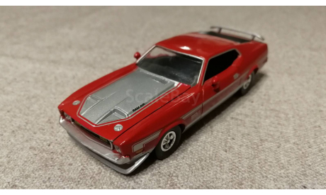 Ford Mustang Mach 1 1971г. (Johnny Lightning MAGMAS) 1:43, масштабная модель, scale43