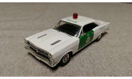 Ford Fairlane 500XL The Miami police department 1966г. (Matchbox), масштабная модель, 1:43, 1/43