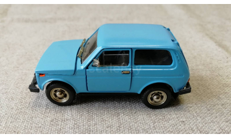 ВАЗ-2121 ’Нива’ (голубая) декабрь 1988 (Тантал/Агат) 1/43 поздняя коробка, масштабная модель, Агат/Моссар/Тантал, scale43