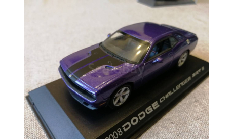 Dodge Challenger SRT8 2008г. crazy plum (Norev), масштабная модель, scale43