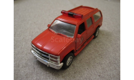 Chevrolet Suburban 1500 1992-99г. (Road Champs), масштабная модель, 1:43, 1/43