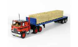 Mack Serie F, F-700 6x4 + полуприцеп платформа с паллетными бортами, 1973 - Altaya American Truck - 1:43