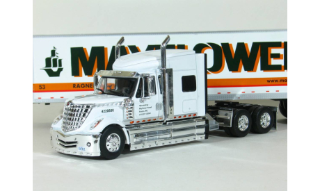 International Lonestar with 56’ Low Roof Sleeper (с низкой крышей) 6x4 + полуприцеп фургон, 2010 - Altaya American Truck - 1:43, масштабная модель, scale43