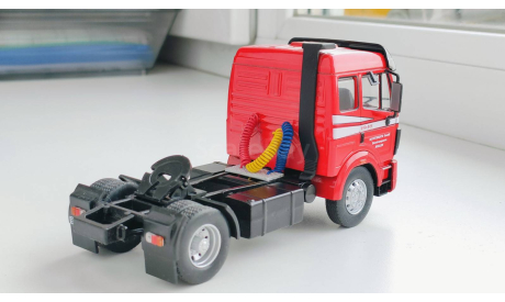 Тягач Mercedes-Benz SK 1948, red, 1988-1997 - Altaya тягачи мира - 1:43, масштабная модель, scale43