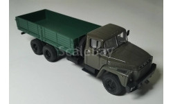 КрАЗ-250 1977-89 хаки-зеленый