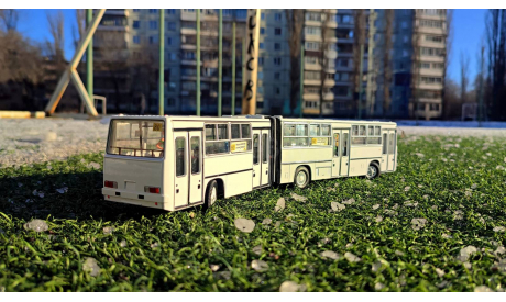 Икарус 280 на радиоуправлении 1/43 Ikarus гармошка сова, радиоуправляемая модель