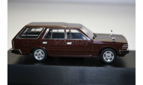 1/43 NISSAN CEDRIC VAN V20E Deluxe (1999) DISM, масштабная модель, AOSHIMA, scale43