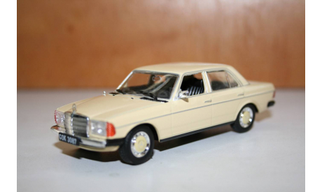 1/43 Mercedes-Benz W123-Kultowe AUTA PRL-u IXO, масштабная модель, scale43