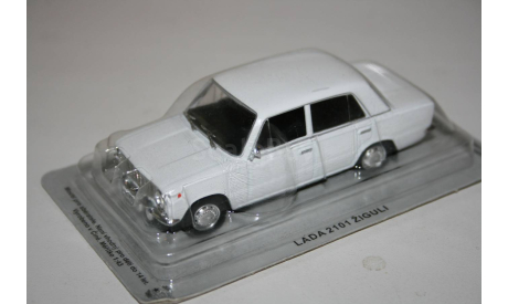 1/43 LADA-ВАЗ-2101 Белая Kultowe AUTA PRL-u, масштабная модель, IXO, scale43