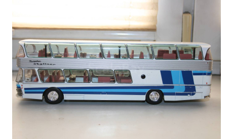 1/43 NEOPLAN Skyliner NH22L (1983) - серия «Autobus et autocars du Monde» Altaya, масштабная модель, Hachette, scale43