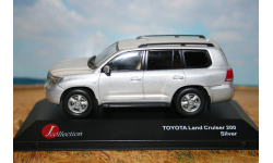 1/43 Toyota Land Cruiser 200 -Silver J-Collection-Kyosho