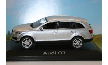 1/43 Audi Q7 4.2 2006-2009 silver Schuco, масштабная модель, scale43