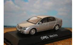 1/43 Opel Vectra-SCHUCO