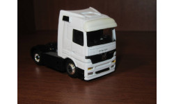 Mercedes-Benz Actros MP2 седельный тягач, 2003, 1/87. Schuco