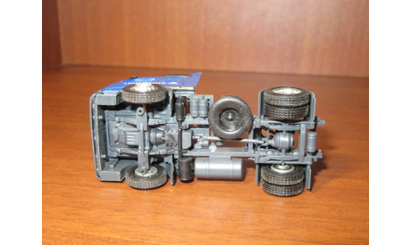 Volvo FH12 седельный тягач, 1993, 1/87. Herpa, масштабная модель, scale87