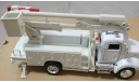 Peterbilt автовышка, масштабная модель, New-Ray Toys, scale43
