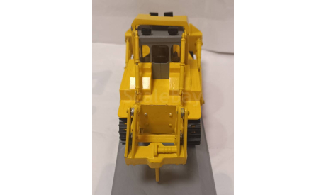 ДЭТ-320, масштабная модель трактора, Промтрактор, scale43