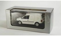 1:43 VW Caddy van 2005 white RAR, масштабная модель, 1/43, Minichamps, Volkswagen