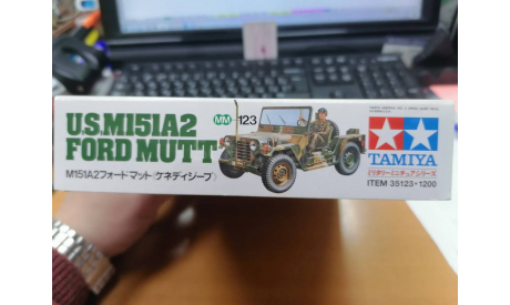1:35 Сборная модель Американский джип M151A2 Ford Mutt с пулеметом М60 и 1 фигурой водителя Tamiya #35123, сборные модели бронетехники, танков, бтт, scale35, Tamya