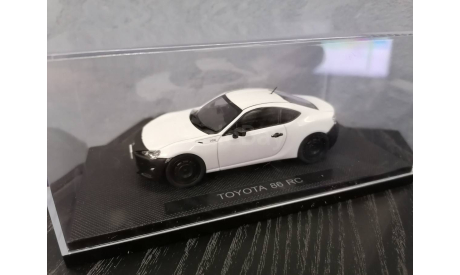 1:43 Toyota 86 RC 2013 Satin White Pearl №44885, масштабная модель, scale43, Ebbro