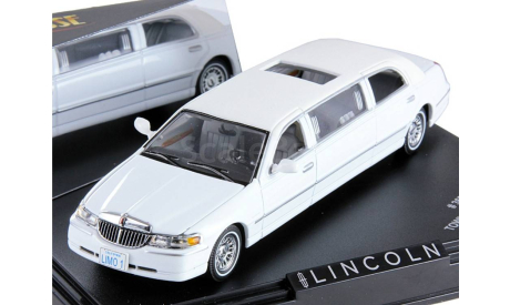 1:43 Lincoln Town Car Limousine 2000 Black/White №VSS36310, масштабная модель, Vitesse, scale43