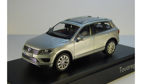 Volkswagen Touareg 2015 (Silver) Herpa, масштабная модель, 1:43, 1/43