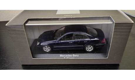 Mercedes E-class W211 2002 Minichamps, масштабная модель, Mercedes-Benz, scale43