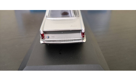 BMW 700 LS 1962-1965 Minichamps, масштабная модель, scale43