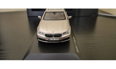 BMW 7 серии 750 Li  Дилер дефект, масштабная модель, 1:43, 1/43