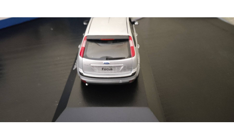 Ford Focus II 2004 Minichamps, масштабная модель, scale43