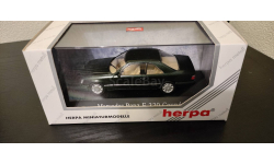 Mercedes E320 Coupe W124 Herpa