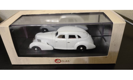 Duesenberg Sedan 1934 Esval, масштабная модель, scale43