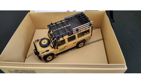 Land Rover Defender 110 Camel Trophy 1993 Almost Real, масштабная модель, scale43