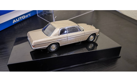Mercedes /8 280C Coupe W114 1972  Autoart, масштабная модель, Mercedes-Benz, scale43