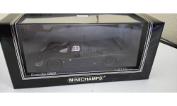 Porsche 956L Homologation in Black Minichamps