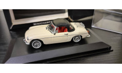 MGB Cabriolet Softtop 1962-69 Minichamps