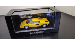 Lamborghini Countach  LP400 Minichamps