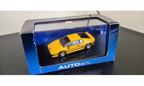 Lotus Esprit Turbo Autoart, масштабная модель, scale43