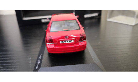 Toyota Avensis Sedan 2002 Minichamps, масштабная модель, 1:43, 1/43
