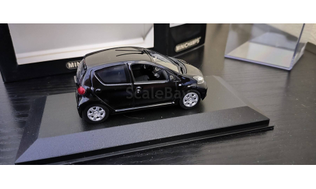 Toyota Aygo 2005 Minichamps, масштабная модель, scale43