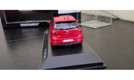 VW Volkswagen Golf R32 2005 Minichamps  400054500, масштабная модель, scale43
