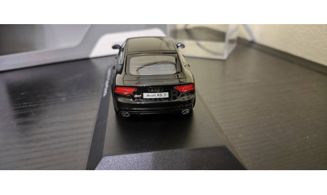 Audi RS 7 RS7 Sportback 2013  Kyosho, масштабная модель, scale43