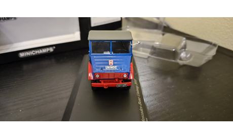 Mercedes Unimog 2010 Minichamps, масштабная модель, Mercedes-Benz, scale43