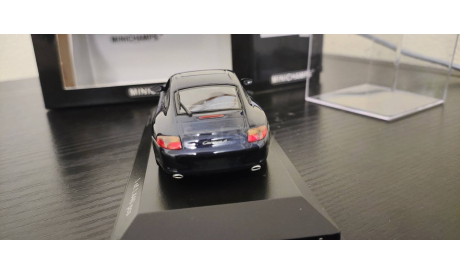 Porsche 911 2001 Minichamps  400061021, масштабная модель, scale43