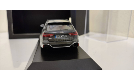Audi RS6 RS 6  Avant 2019 Minichamps, масштабная модель, scale43