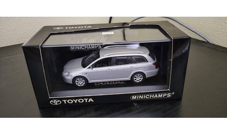 Toyota Avensis Break 2002 Minichamps, масштабная модель, scale43