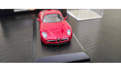 Alfa Romeo 8C Competizione Minichamps 1/64, масштабная модель, scale64