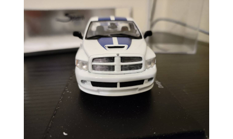 Dodge RAM SRT-10 Commemorative Edition 2005 Spark, масштабная модель, scale43